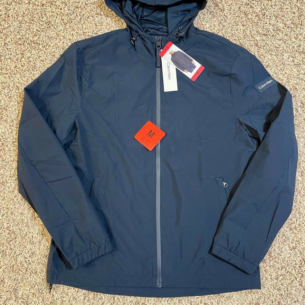 Calvin Klein Men’s Lightweight Windbreakers Hooded Jacket Navy, Size M (New)